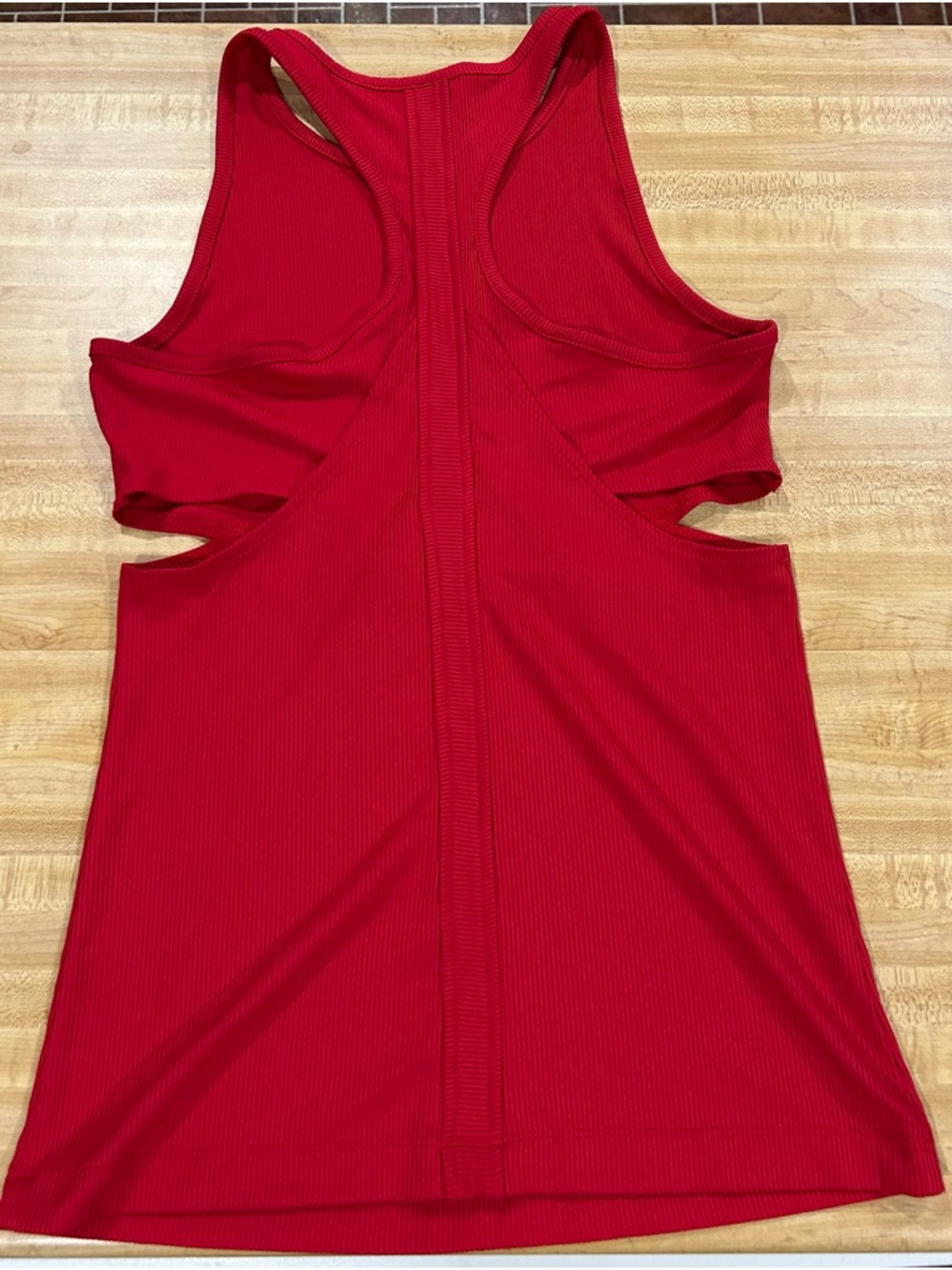 Red Ribbed Cutout Tank Top - Picture 2 of 2